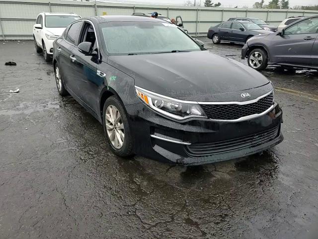 2018 Kia Optima Lx VIN: 5XXGT4L36JG260079 Lot: 73400084