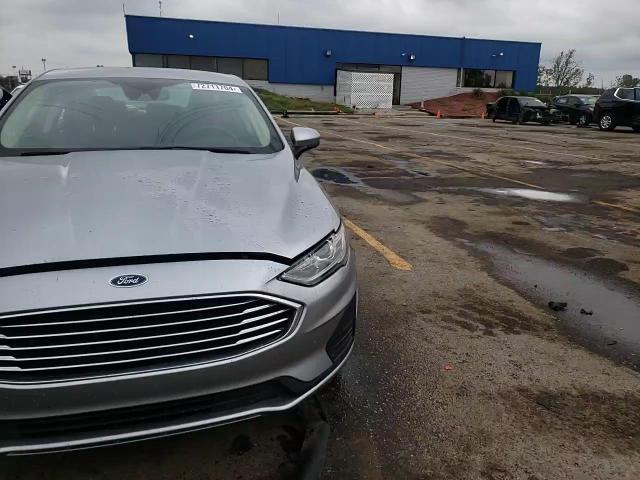 2020 Ford Fusion - Image 13