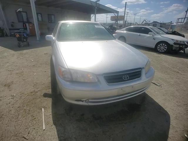 2000 Toyota Camry Le VIN: JT2BF28K0Y0287952 Lot: 72026234