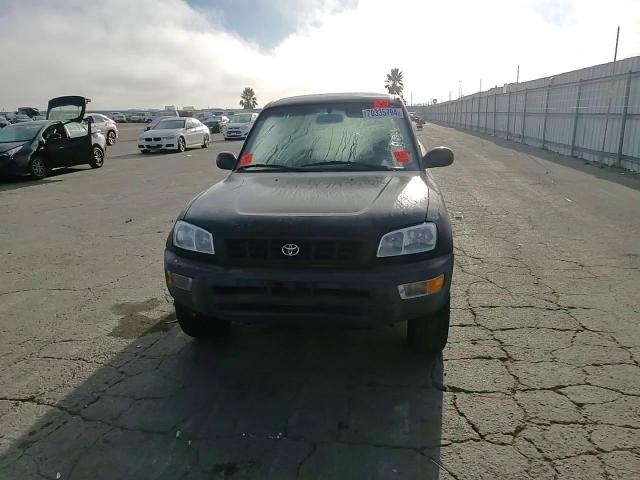 1998 Toyota Rav4 VIN: JT3GP10V7W0033957 Lot: 70335794