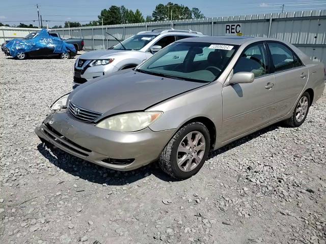 2005 Toyota Camry Le VIN: 4T1BF30K55U088016 Lot: 72809354