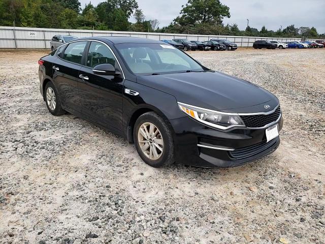 2017 Kia Optima Lx VIN: 5XXGT4L31HG126803 Lot: 72231554