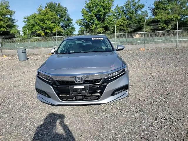 2018 Honda Accord Touring VIN: 1HGCV1F92JA086189 Lot: 69683414