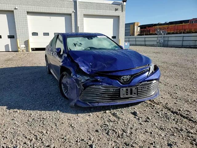 4T1B11HK3JU508096 2018 Toyota Camry L