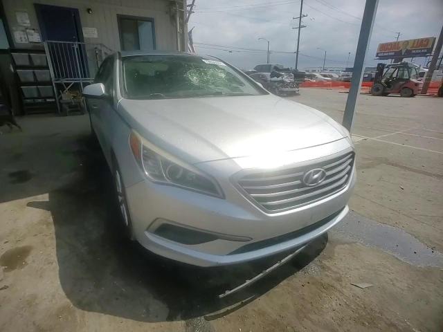 5NPE24AF6HH496754 2017 Hyundai Sonata Se