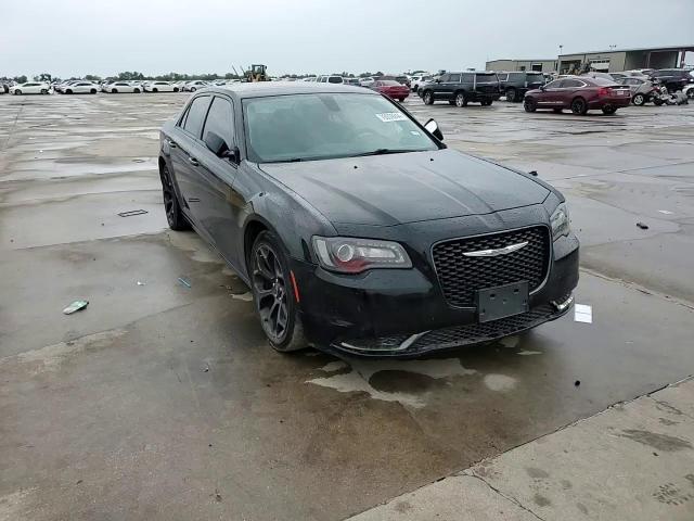 2019 Chrysler 300 Touring VIN: 2C3CCAAG5KH738787 Lot: 70059244