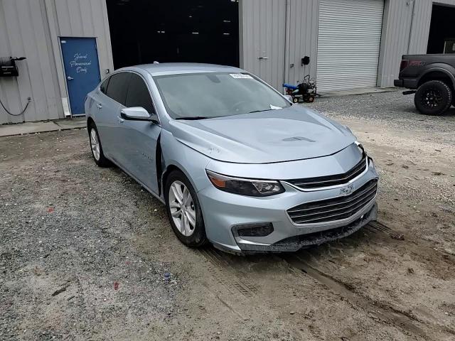 1G1ZD5ST5JF135658 2018 Chevrolet Malibu Lt