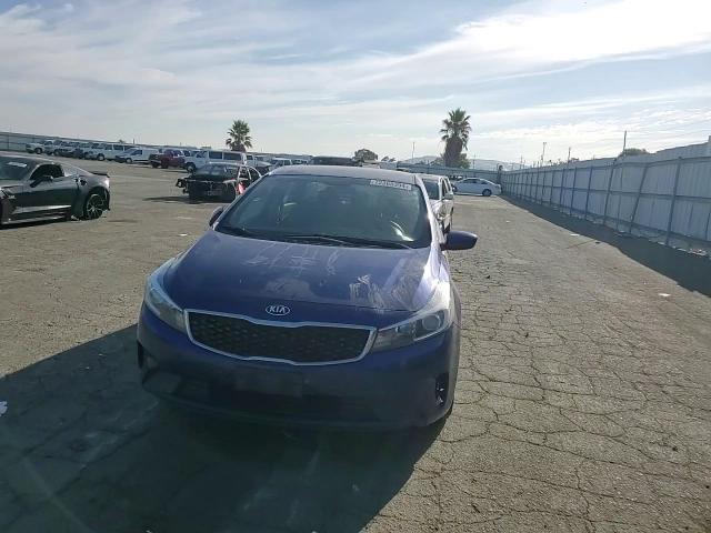 2018 Kia Forte Lx VIN: 3KPFK4A76JE229928 Lot: 72368394