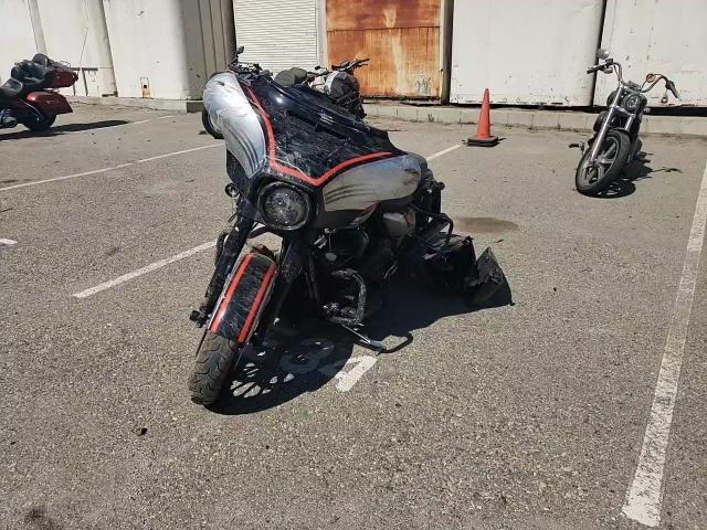 2018 Harley-Davidson Flhxs Street Glide Special VIN: 1HD1KRC37JB655205 Lot: 70831854