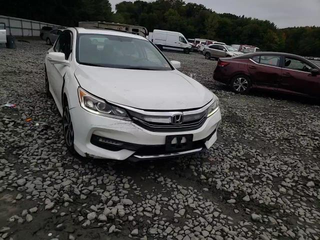 1HGCR2F80HA067376 2017 Honda Accord Exl