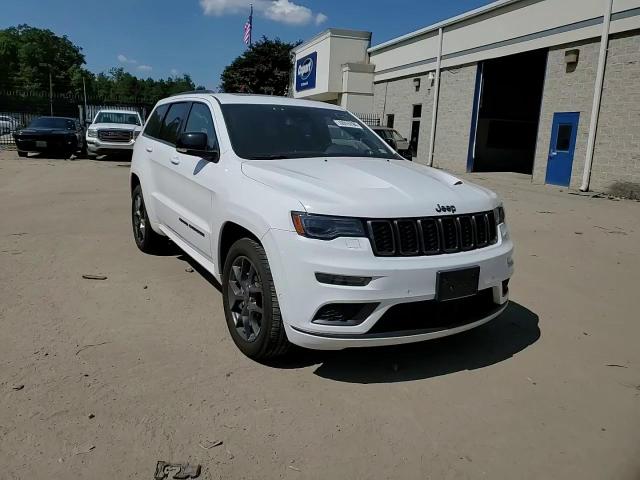 1C4RJFBG3KC688689 2019 Jeep Grand Cherokee Limited