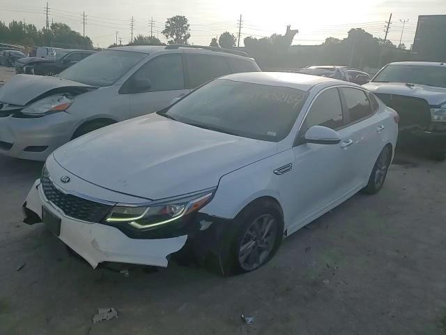 2020 Kia Optima Lx VIN: 5XXGT4L32LG442624 Lot: 71282104