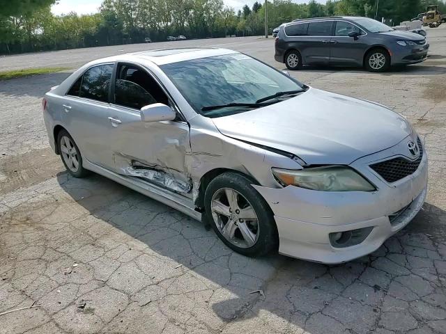 2011 Toyota Camry - Image 10