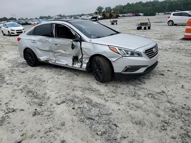 2015 Hyundai Sonata - Image 11