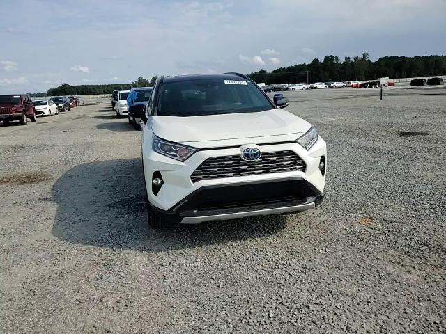 2020 Toyota Rav4 Xse VIN: 2T3EWRFV2LW073513 Lot: 72698394