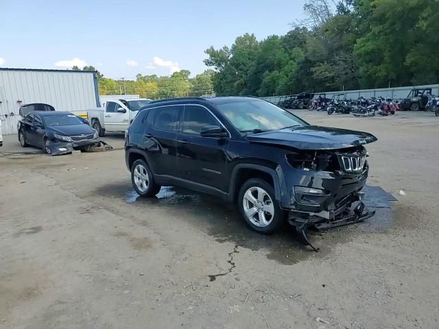 3C4NJDBB3KT713568 2019 Jeep Compass Latitude