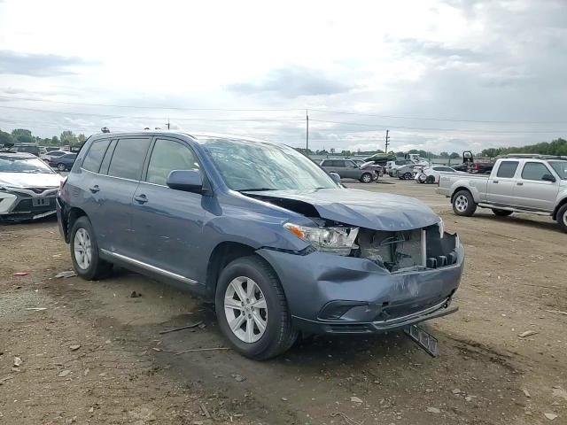 2013 Toyota Highlander Base VIN: 5TDBK3EH2DS197419 Lot: 71851594