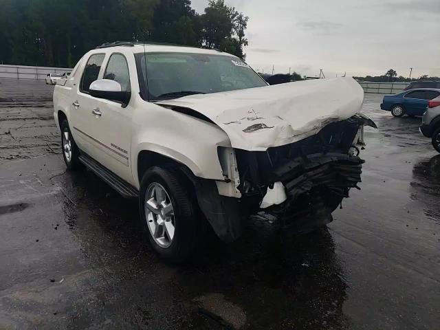 2011 Chevrolet Avalanche Ltz VIN: 3GNTKGE33BG151326 Lot: 72923604