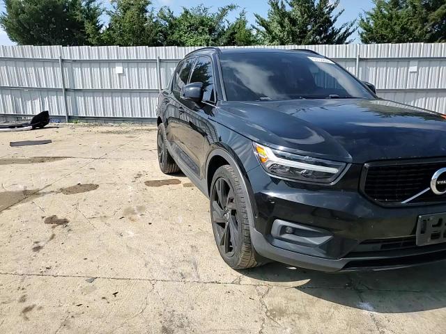 YV4AC2HM5K2045504 2019 Volvo Xc40 T4 R-Design