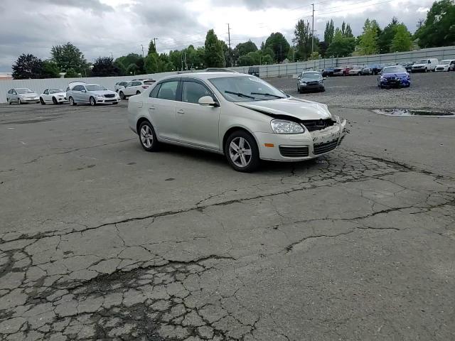 3VWAL7AJXAM148048 2010 Volkswagen Jetta Tdi