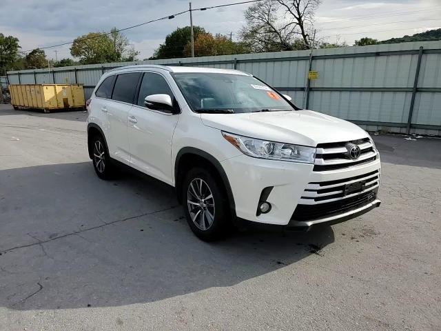 2019 Toyota Highlander Se VIN: 5TDJZRFH4KS609197 Lot: 69836754