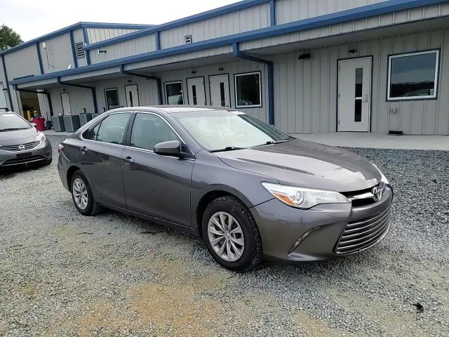 2015 Toyota Camry Le VIN: 4T1BF1FK7FU112989 Lot: 71451124