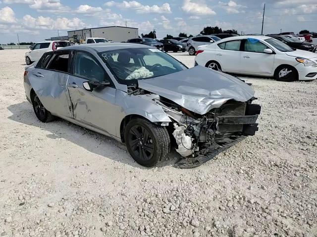 5NPLM4AG3MH011698 2021 Hyundai Elantra Sel