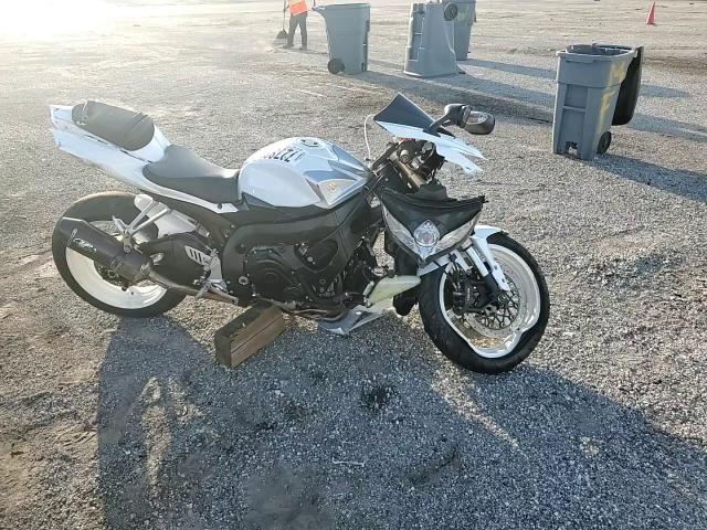 2008 Suzuki Gsx-R600 VIN: JS1GN7EA482112305 Lot: 72780904