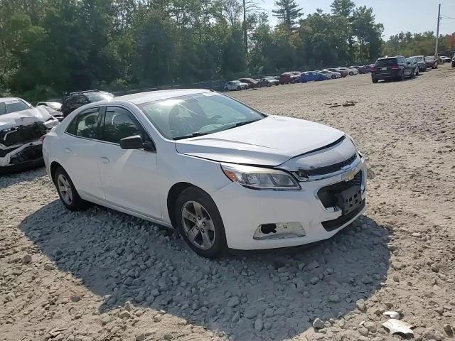 2016 Chevrolet Malibu - Image 11