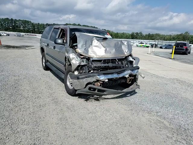 2003 Chevrolet Suburban C2500 VIN: 1GNGC26U73R204104 Lot: 73661544