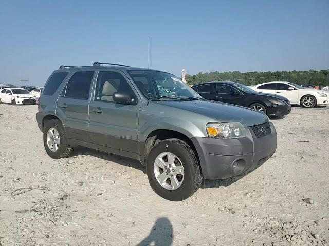 2006 Ford Escape Xlt VIN: 1FMYU03106KC86775 Lot: 70633694