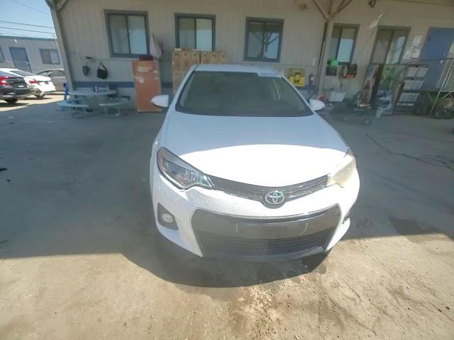 2015 Toyota Corolla L VIN: 5YFBURHEXFP331524 Lot: 69879384