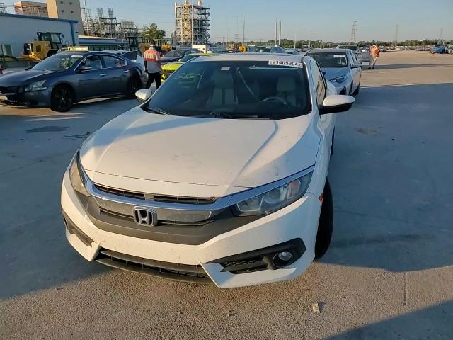 2HGFC3B32HH353858 2017 Honda Civic Ex