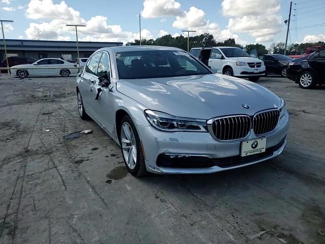 2017 BMW 7er - Image 11