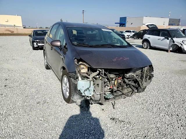 JTDZN3EU5HJ068452 2017 Toyota Prius V