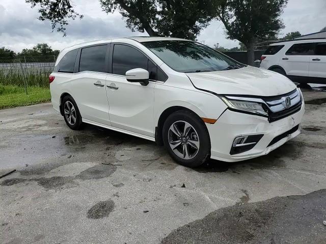 2018 Honda Odyssey Touring VIN: 5FNRL6H89JB008984 Lot: 73369654