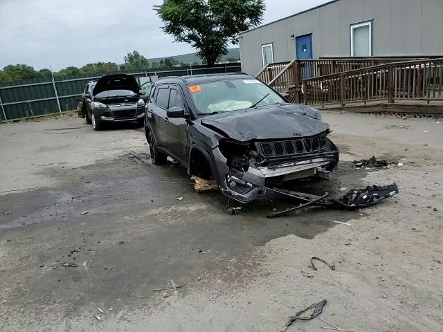 2019 Jeep Compass Latitude VIN: 3C4NJDBB9KT745022 Lot: 72152524