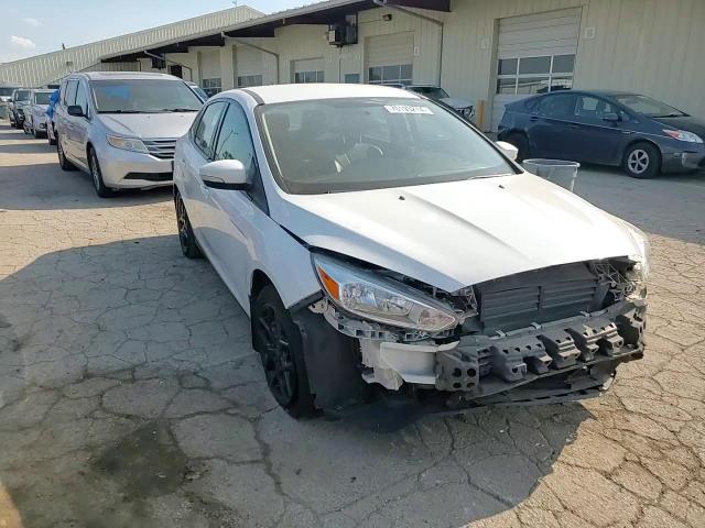 1FADP3F22GL295267 2016 Ford Focus Se