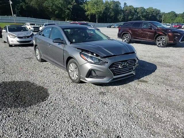 2018 Hyundai Sonata Hybrid VIN: KMHE24L36JA083857 Lot: 69573854