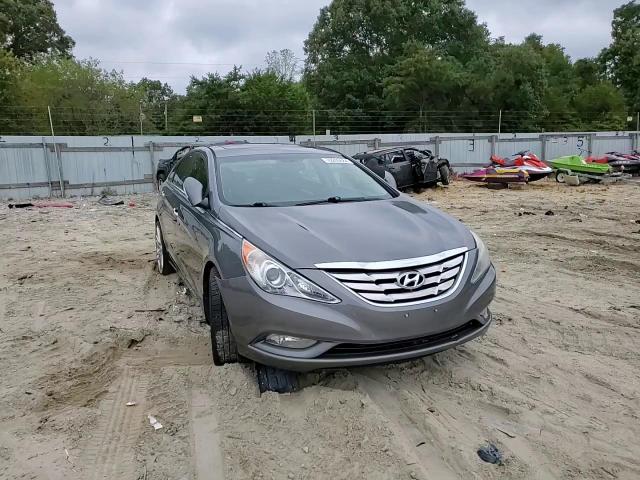 2013 Hyundai Sonata Se VIN: 5NPEC4AC2DH675080 Lot: 72209884