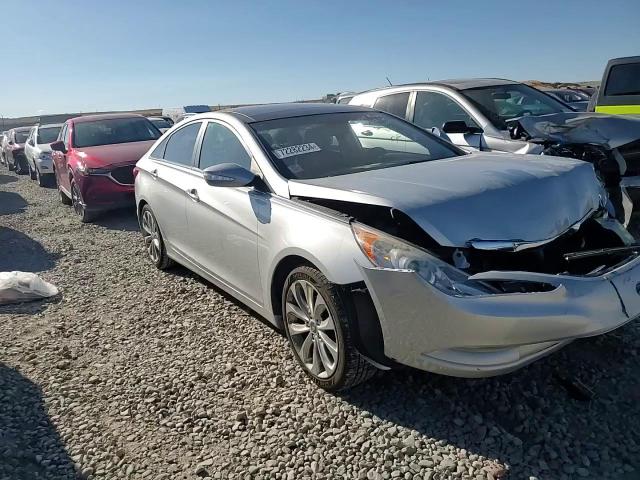 5NPEC4AB4DH520313 2013 Hyundai Sonata Se