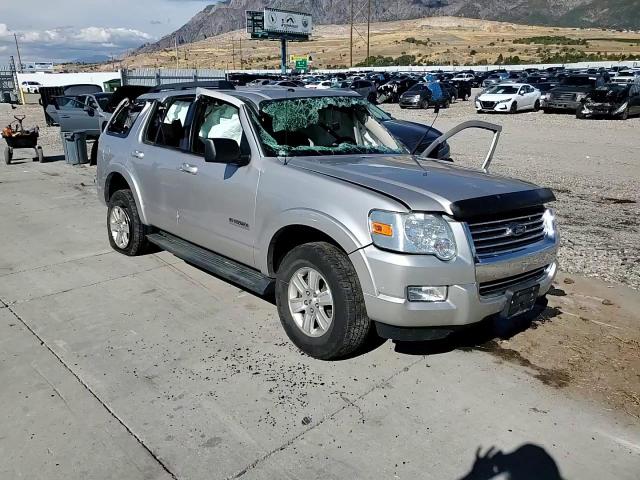 2008 Ford Explorer - Image 11