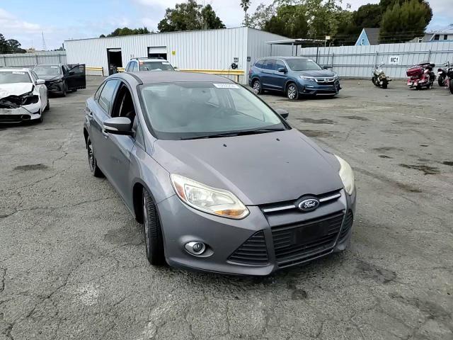 2014 Ford Focus Se VIN: 1FADP3F22EL302750 Lot: 70860294