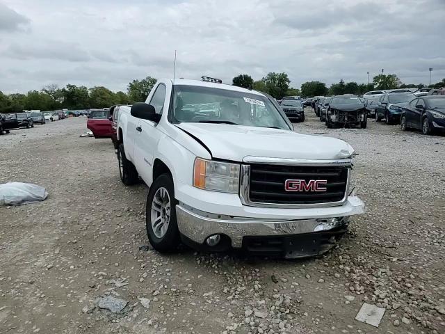 2008 GMC Sierra C1500 VIN: 1GTEC14C58E121323 Lot: 72859294