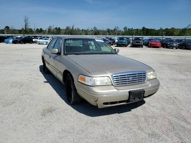 2000 Ford Crown Victoria VIN: 2FAFP73W0YX127395 Lot: 72442494