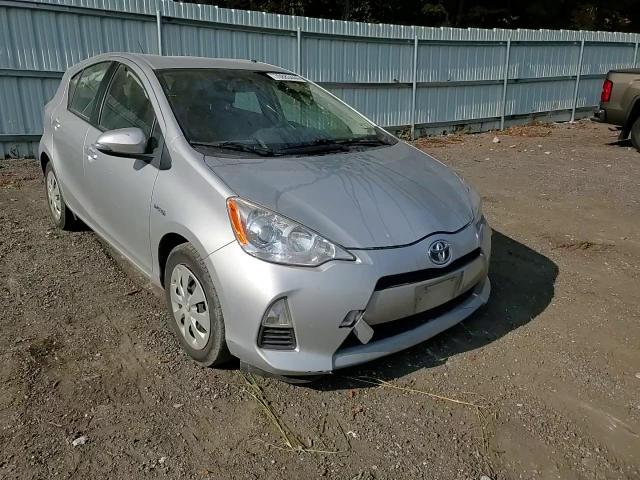 2014 Toyota Prius C VIN: JTDKDTB31E1071196 Lot: 70883444