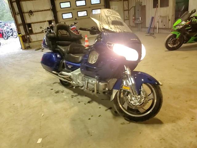 2001 Honda Gl1800 VIN: 1HFSC47051A003832 Lot: 72309084