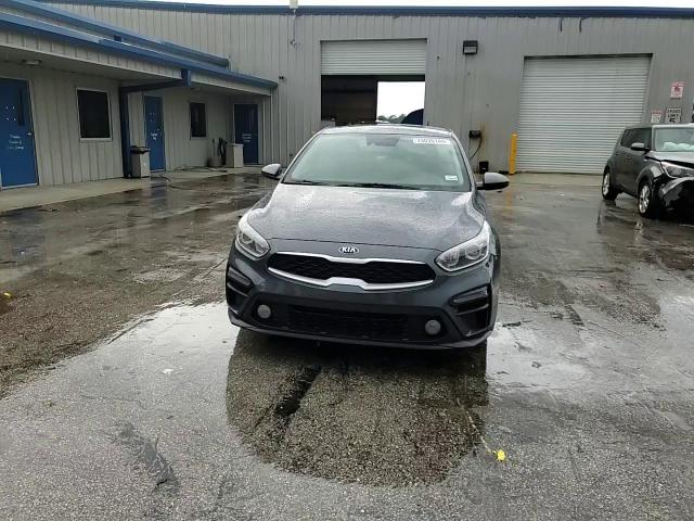 2021 Kia Forte - Image 11