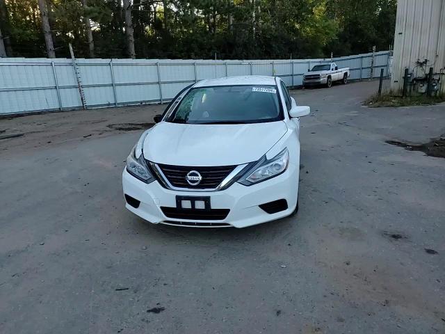 1N4AL3AP1GN311559 2016 Nissan Altima 2.5