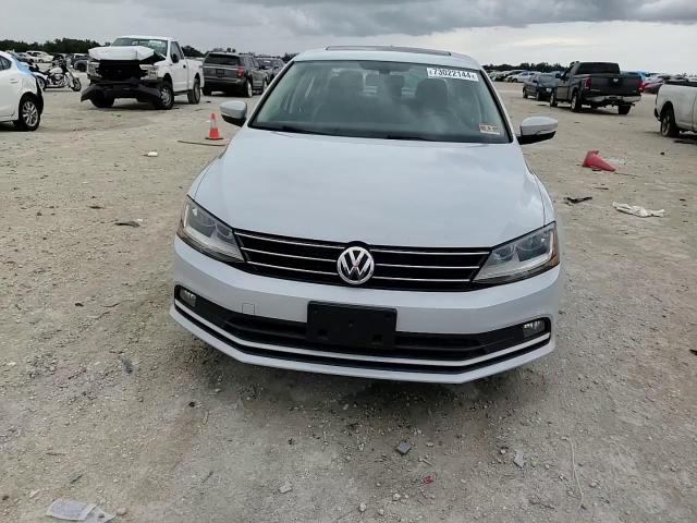 2017 Volkswagen Jetta - Image 11